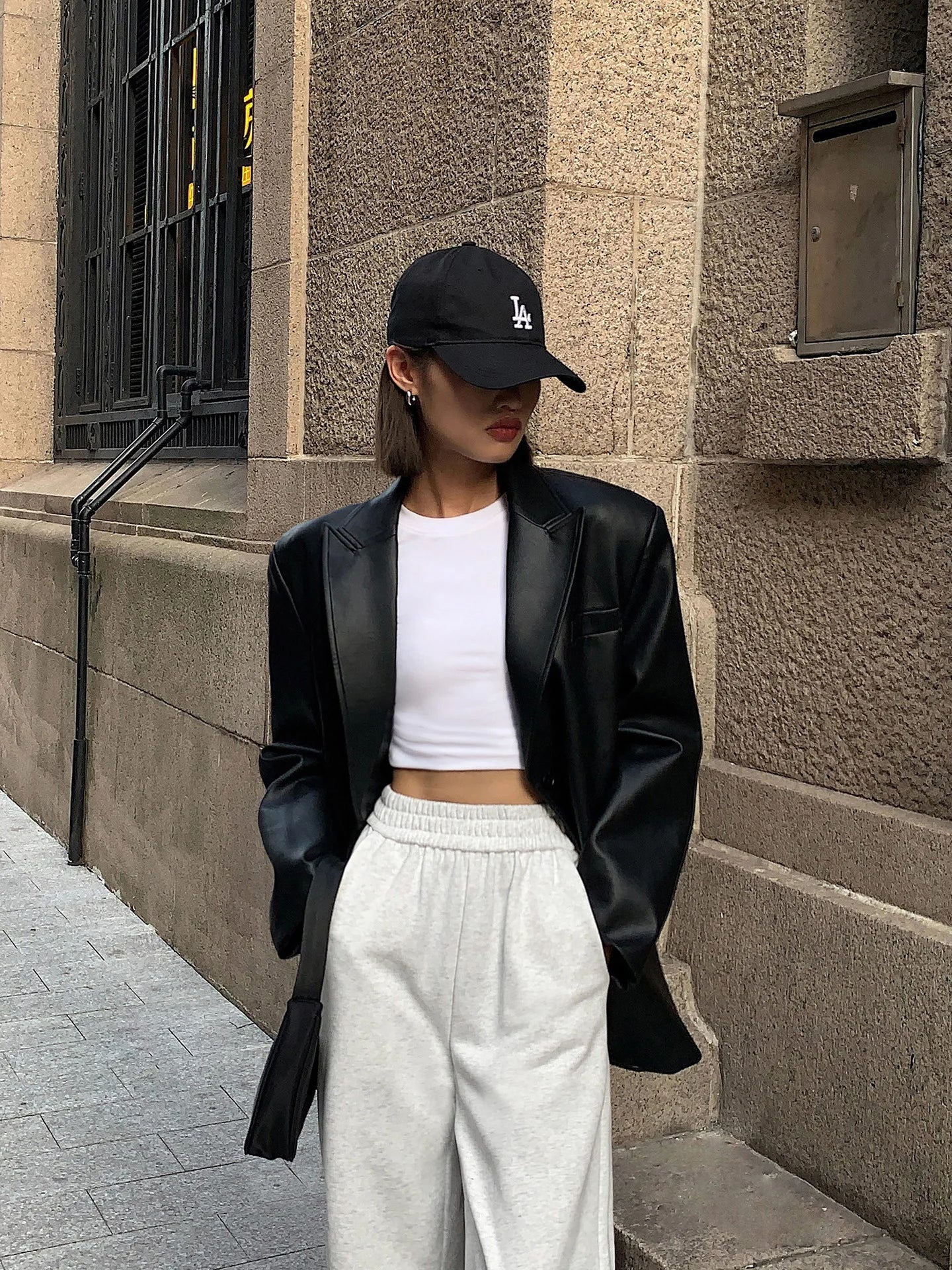 Blazer Feminino de Couro Legitimo  - Diones